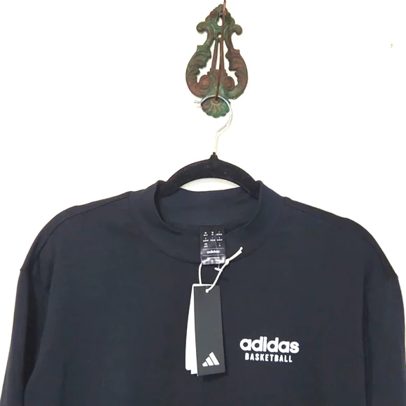 NWT Adidas Basketball Long Sleeve Tee Shirt Black Women's XS - Picture 2 of 11